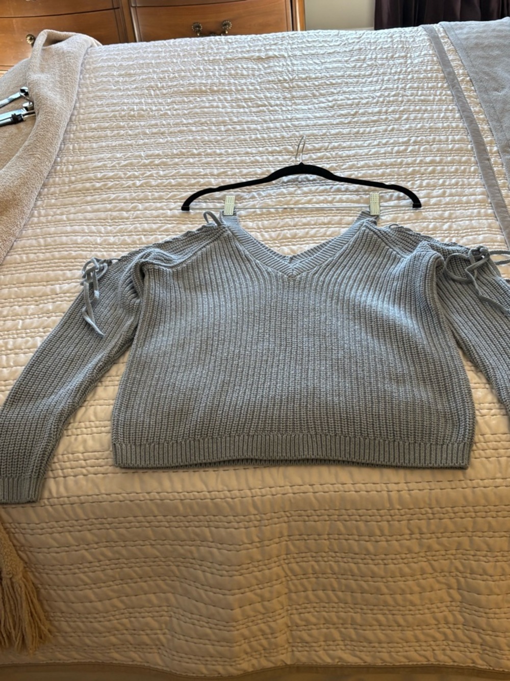 Light Gray Off-the-Shoulder V-Neck Tie-Sleeve Sweater